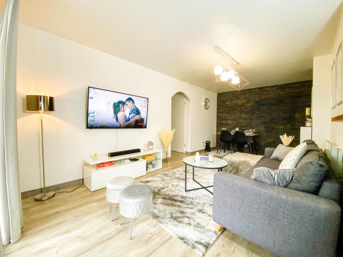 Ferienwohnung The Grey House - Parking - Piscine - Rer A 6 Min Bussy-Saint-Georges Exterior foto